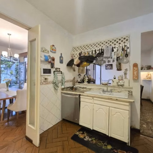 Casa en Venta Valles de San Cristóbal Zona 8 de Mixco