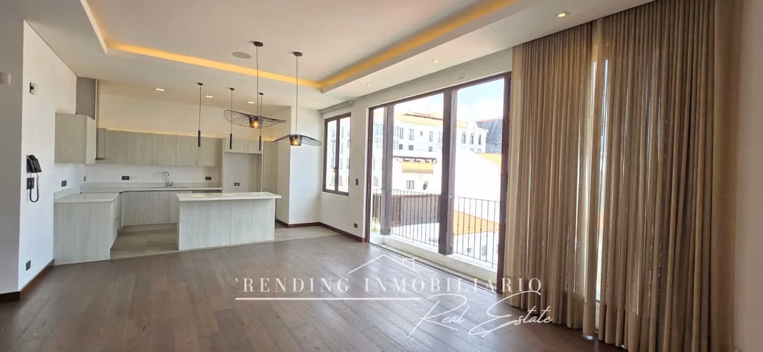 Apartment for Sale in Zone 16, Belesa Building, 3 bedrooms + 2 parking spaces