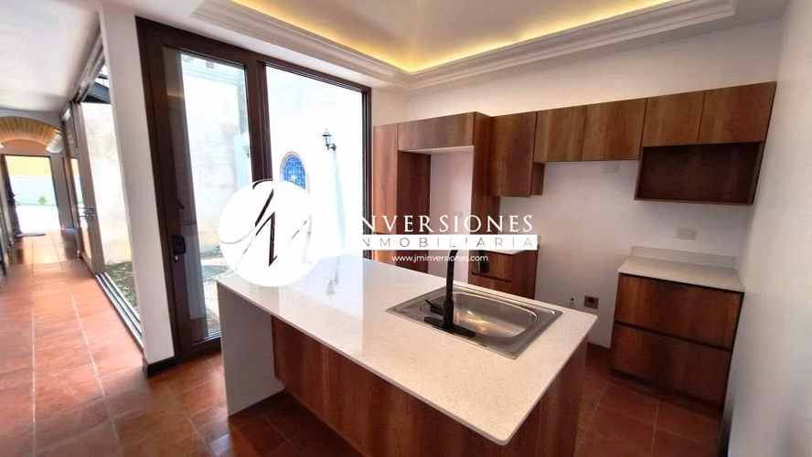 Casa en Venta en Antigua Gardens