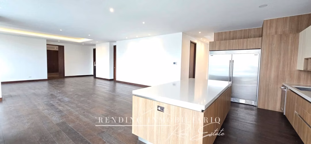 Apartamento en venta zona 14 edificio Echo, 3 habitaciones + 3 parqueos - Imagen 2
