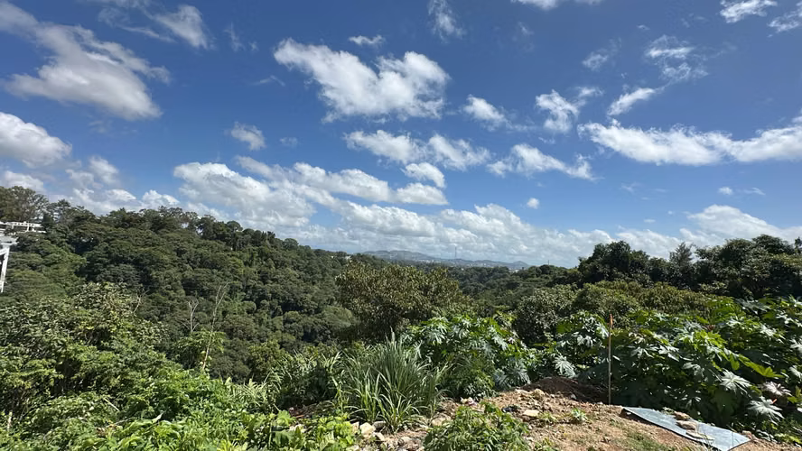 Lote en Venta en Hacienda Real zona 16