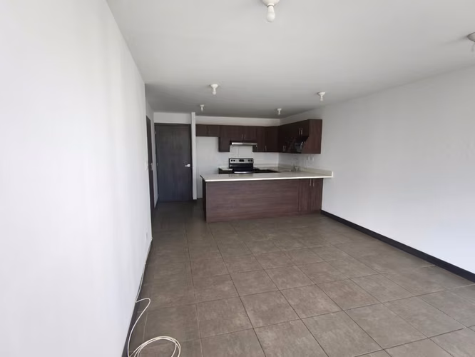 VENTA APARTAMENTO EN EDIFICIO 3-85 VISTA HERMOSA I ZONA 15  (CON LINEA BLANCA)