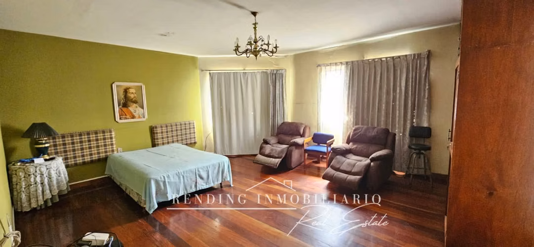 Edificio en venta zona 1 de esquina, 965 m² construcción + 10 parqueos