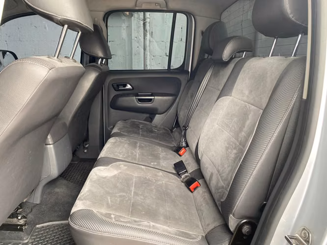 Volkswagen Amarok 4Motion Dark Label de Agencia Modelo 2017