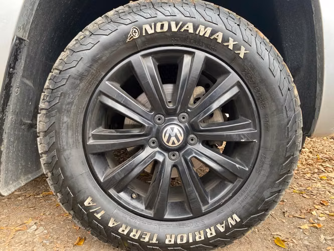 Volkswagen Amarok 4Motion Dark Label de Agencia Modelo 2017