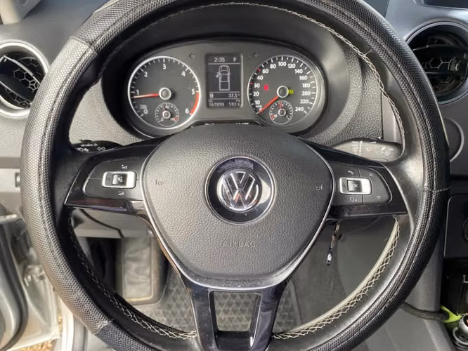 Volkswagen Amarok 4Motion Dark Label de Agencia Modelo 2017