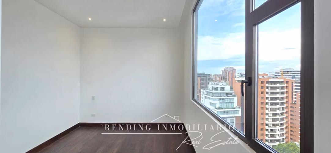 Alquiler de Apartamento Edificio Echo Zona 14 con 3 Habitaciones y 3 Parqueos