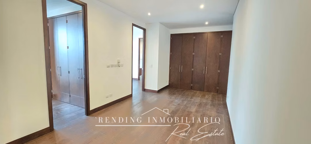 Venta de Apartamento con Acabados de Lujo Edificio Echo Zona 14 con 3 Habitaciones - Imagen 10
