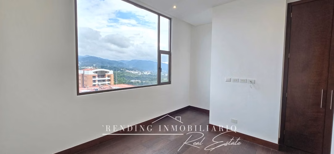 Venta de Apartamento con Acabados de Lujo Edificio Echo Zona 14 con 3 Habitaciones - Imagen 12