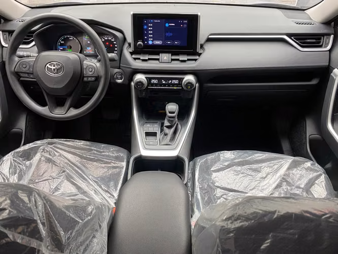 Toyota Rav4 Hybrid 4x2 Automática de Agencia Modelo 2024
