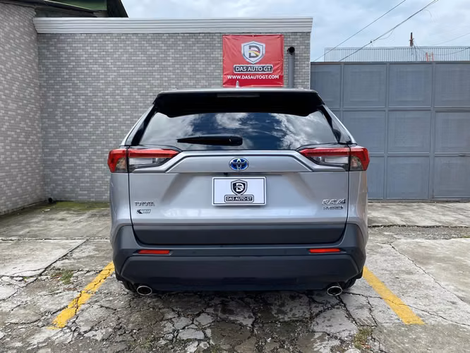 Toyota Rav4 Hybrid 4x2 Automática de Agencia Modelo 2024