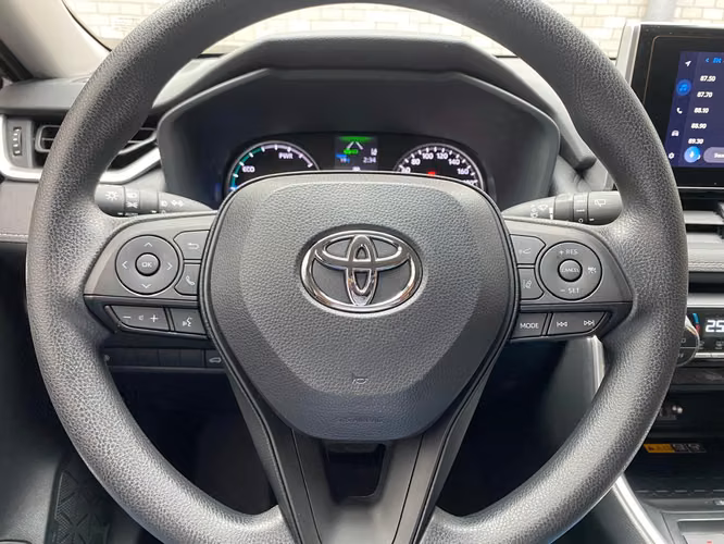 Toyota Rav4 Hybrid 4x2 Automática de Agencia Modelo 2024