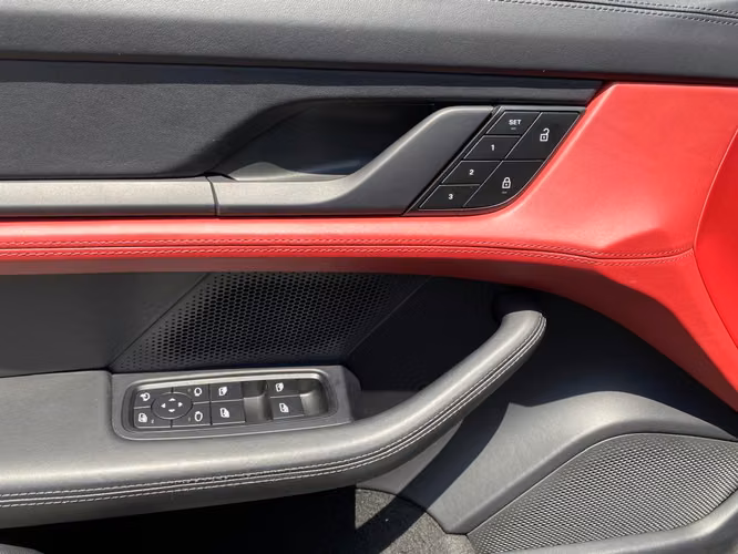 Porsche Taycan Eléctrico Importado Modelo 2022