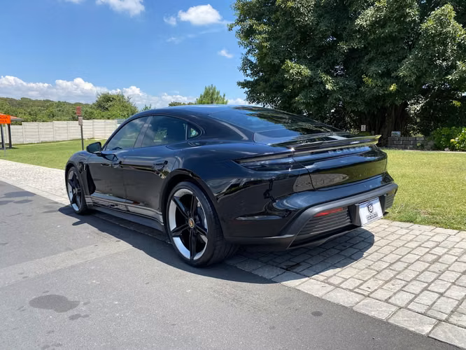 Porsche Taycan Eléctrico Importado Modelo 2022