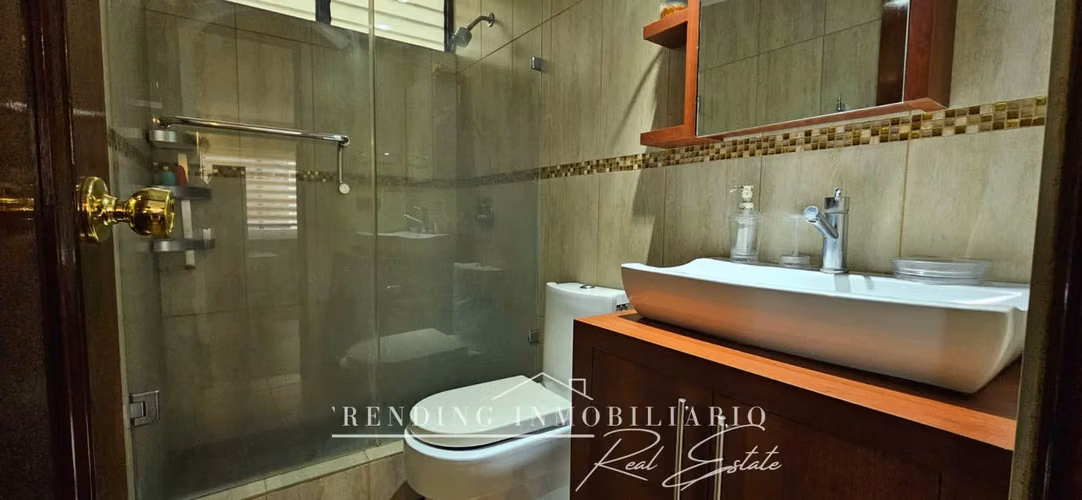 Alquiler de Apartamento Amueblado Edificio Morada del Acueducto Zona 10 con 3 Dormitorios - Imagen 17