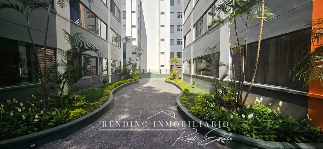 Apartamento en Renta Amueblado edificio Morada del Acueducto zona 10 3 dormitorios