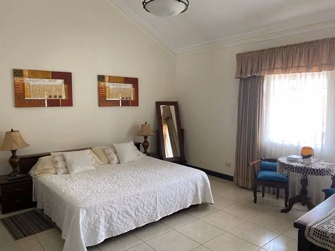 VENTA CASA SAN CRISTÓBAL B1.