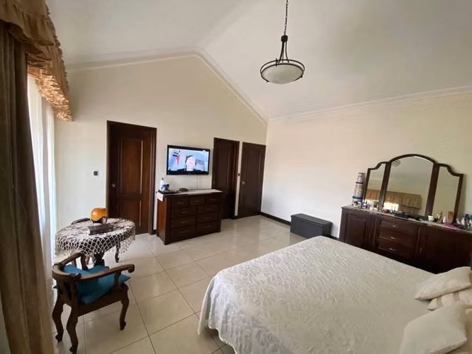 VENTA CASA SAN CRISTÓBAL B1.