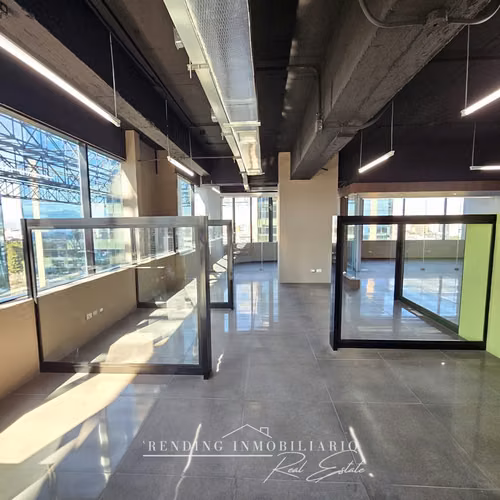Oficina en venta,  Europlaza, Zona 14 | 478 m² en nivel alto - Imagen 14