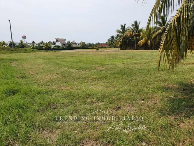Venta de Terreno Condominio de Lujo Pérgolas del Mar Iztapa con 1119.02 v²