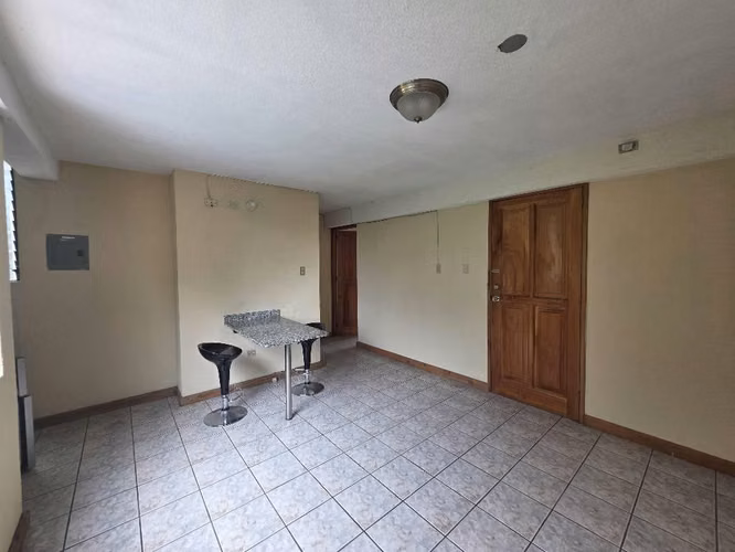 Z. 10 ALQUILO APTO. 1 DORM. 1 ESTACIONAMIENTO 1 BAÑO US$525 - Imagen 4