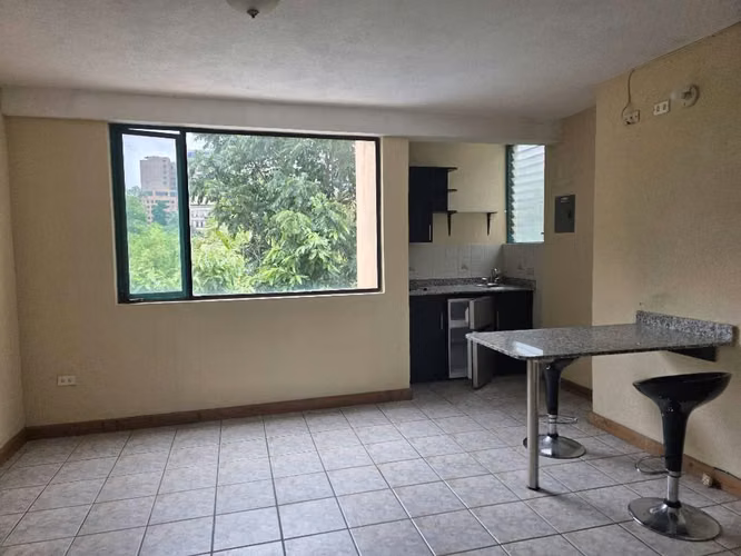 Z. 10 ALQUILO APTO. 1 DORM. 1 ESTACIONAMIENTO 1 BAÑO US$525 - Imagen 3