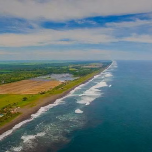 Terreno en Sipacate Escuintla frente al mar
