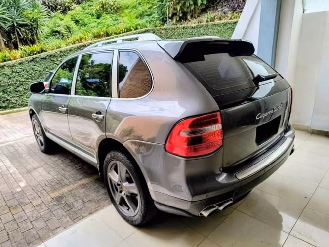 2008 PORSCHE CAYENNE TURBO 4.8L V8 DE AGENCIA