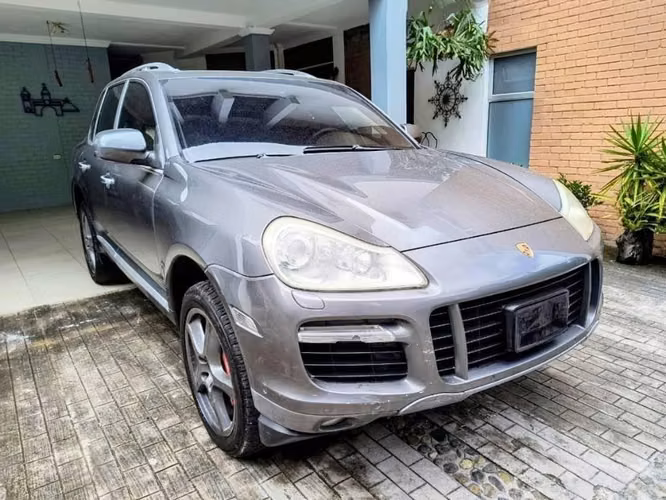 2008 PORSCHE CAYENNE TURBO 4.8L V8 DE AGENCIA