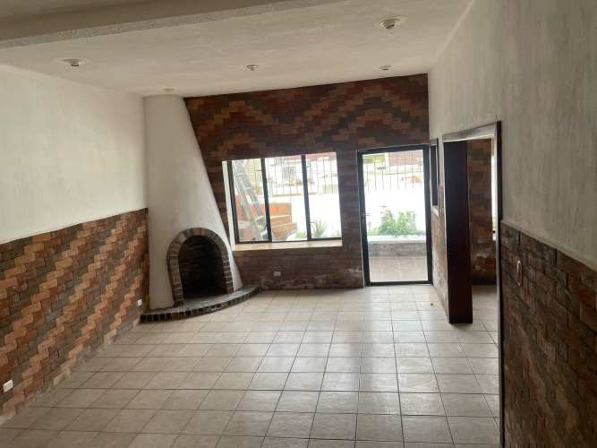 RENTO CASA EN KANAJUYU ZONA 16