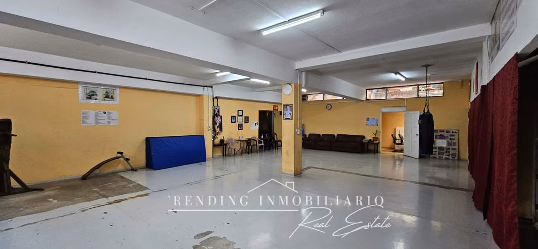 Venta de Edificio con Acabados de Lujo Zona 1 con 965 m² de Construcción y 10 Parqueos