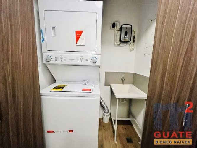 Vendo Apartamento en Zona 10 - Imagen 7