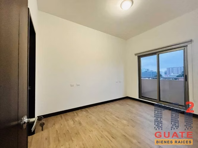 Vendo Apartamento en Zona 10 - Imagen 3