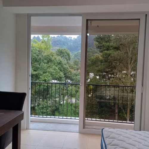 Apartamento en Renta Zona 16 La Montaña Tipo Efficiency - Imagen 3