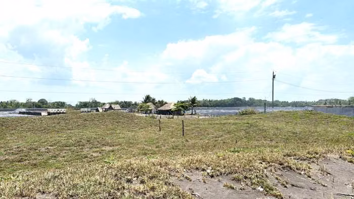 Terreno en Venta Frente al Mar en Sipacate, Escuintla