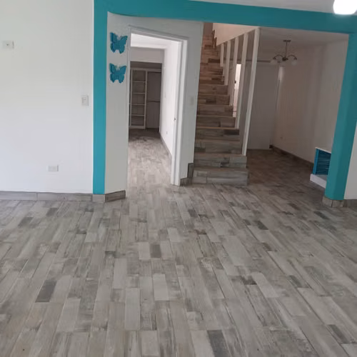 Casa en Venta en Condominio de Santiago Sacatepéquez
