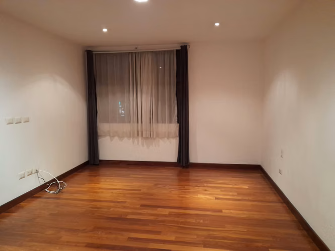Venta de apartamento en Mirafiori | Zona 10 de 2 habitaciones - Imagen 9