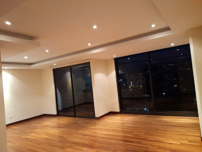 Venta de apartamento en Mirafiori | Zona 10 de 2 habitaciones - Imagen 1