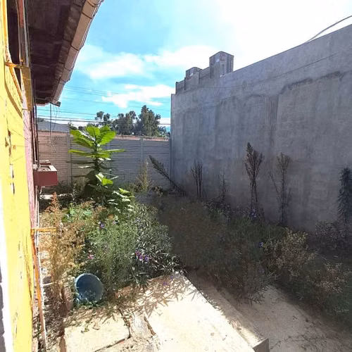 TERRENO + CASA EN ALQUILER EN CIUDAD VIEJA