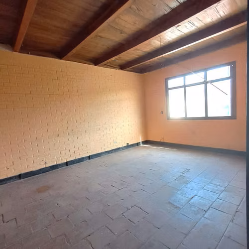 TERRENO + CASA EN ALQUILER EN CIUDAD VIEJA