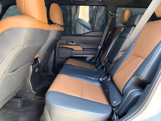 Lexus GX550 de Agencia Modelo 2025
