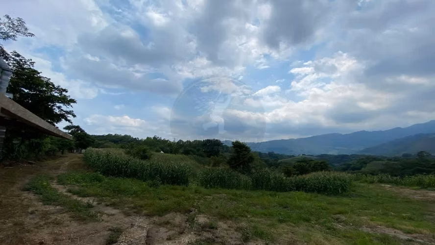  Terreno en Venta en Villa Canales, ¡Oportunidad de Inversión! 