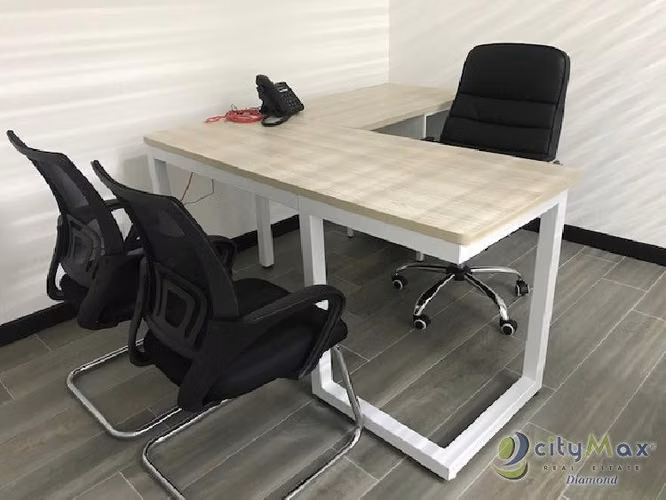 Oficina de 7.90m en Renta Distrito de Negocios Zona 16