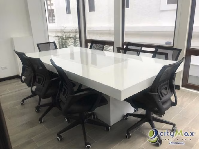 Oficina de 7.90m en Renta Distrito de Negocios Zona 16