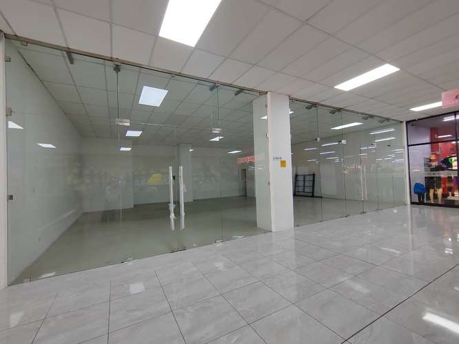 LOCAL EN RENTA - CENTRO COMERCIAL LOS CAPITOL ZONA 1 - Imagen 2