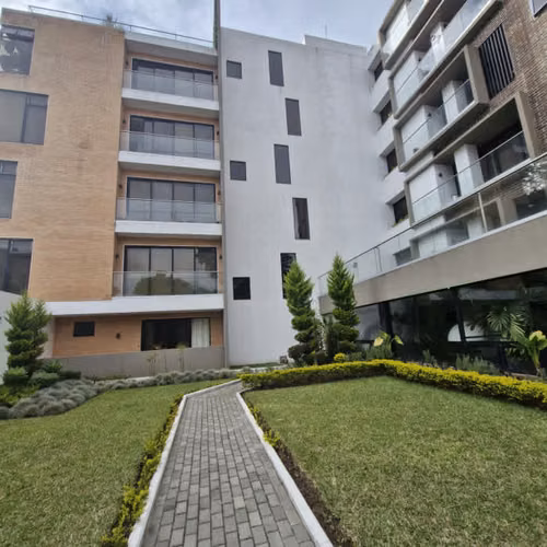 Apartamento en renta en zona 16 Kanajuyu - Imagen 20