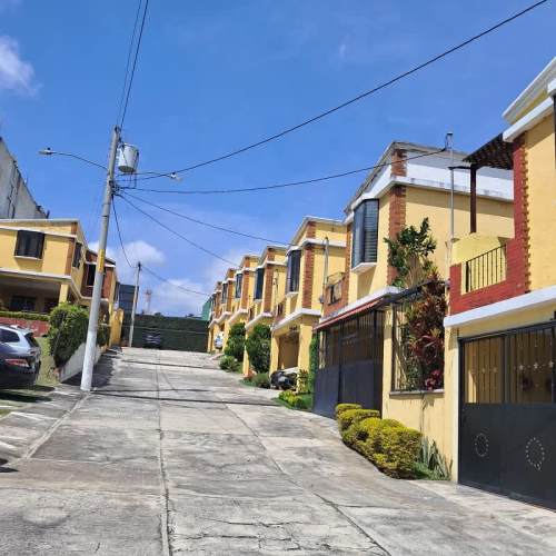 Venta de casa en Ciudad San Cristobal Bosque Real de 4 dormitorios.