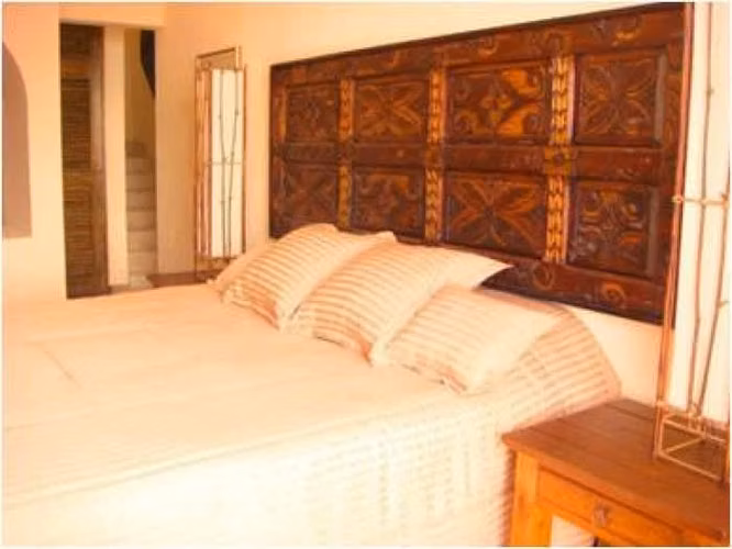 CASA VACACIONAL EN VENTA Y RENTA EN ATITLAN