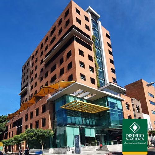 En Venta Oficina.  Edificio Distrito Miraflores zona 11
