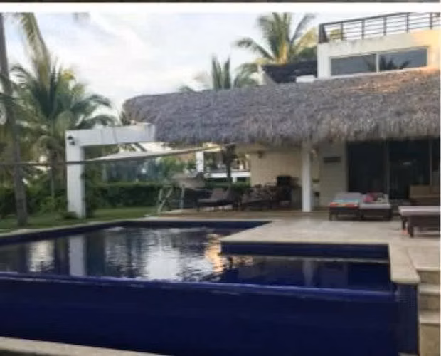 Casa Vacacional en Venta/Renta en Monterrico - Imagen 4